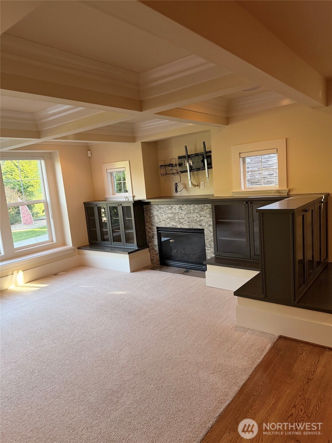 1601 Lyons Avenue Property Photo 3