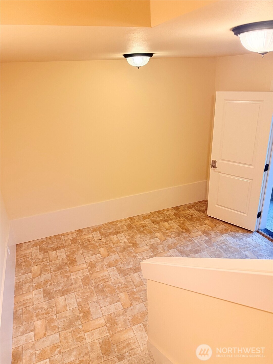 1601 Lyons Avenue Property Photo 19