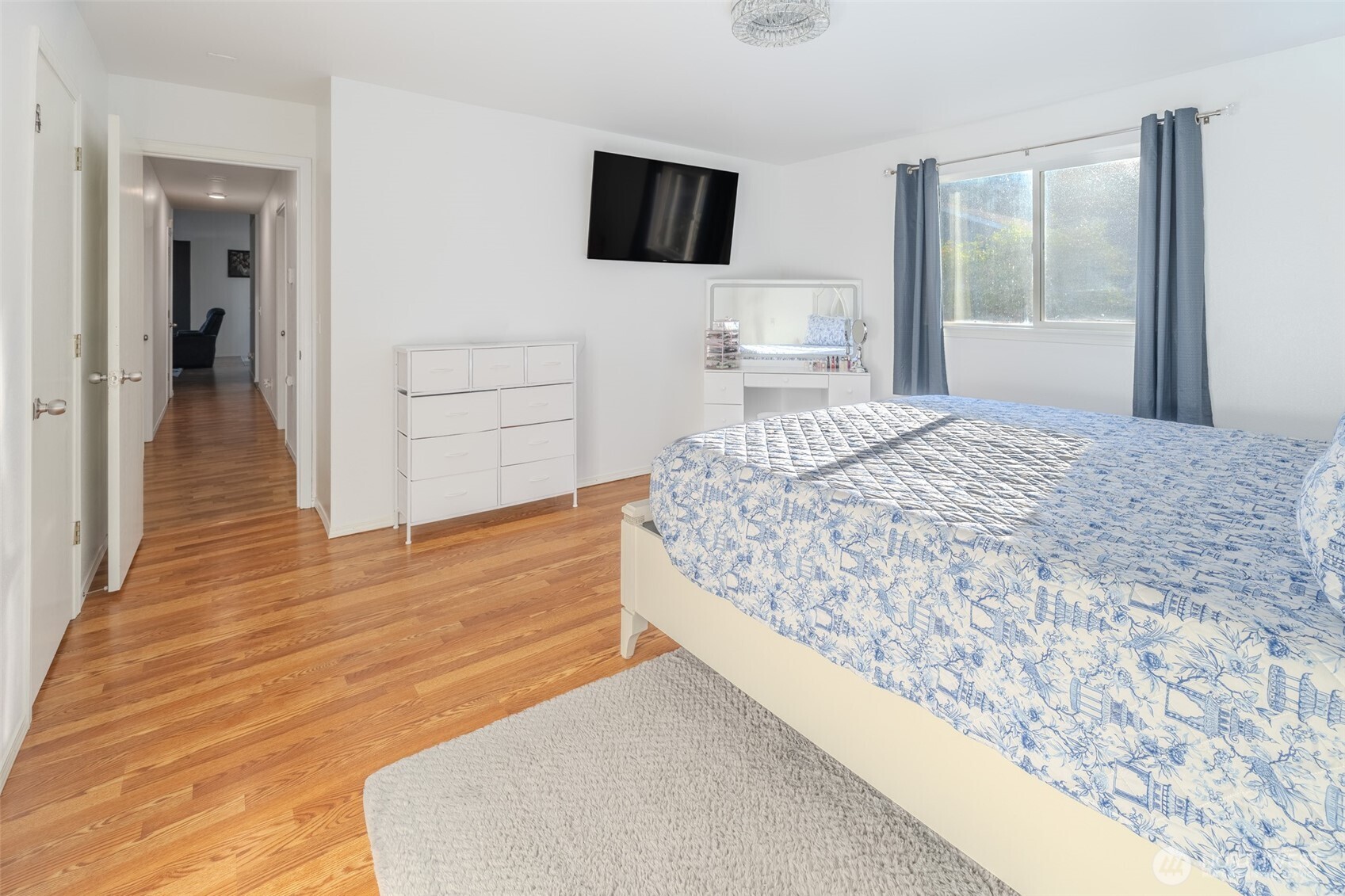 559 Algona Boulevard Property Photo 18