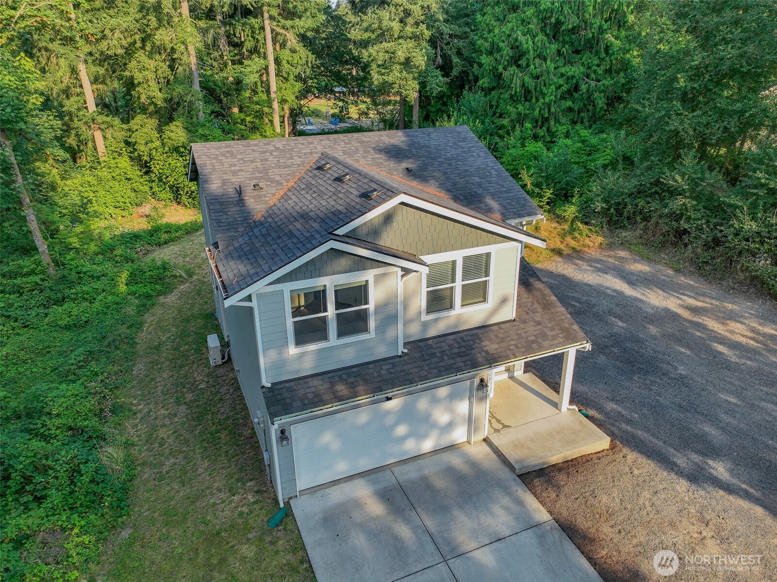 2111 Chesney Road Property Photo 2