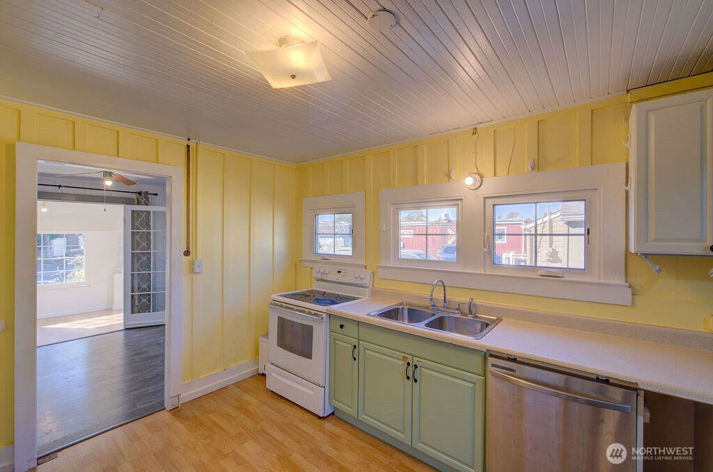 4506 Pacific Way Property Photo 16