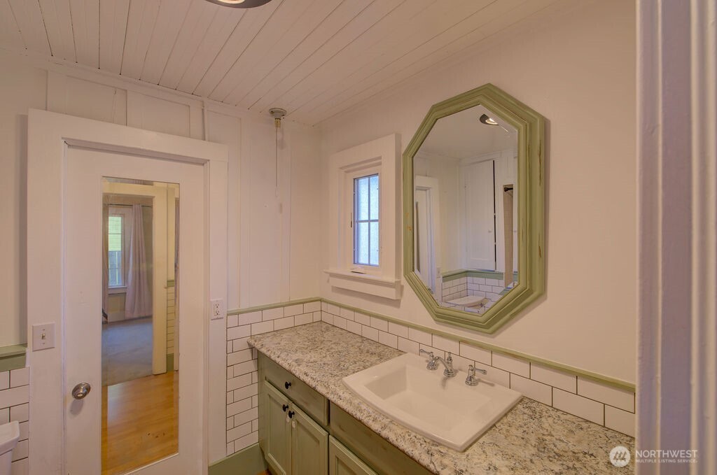 4506 Pacific Way Property Photo 23