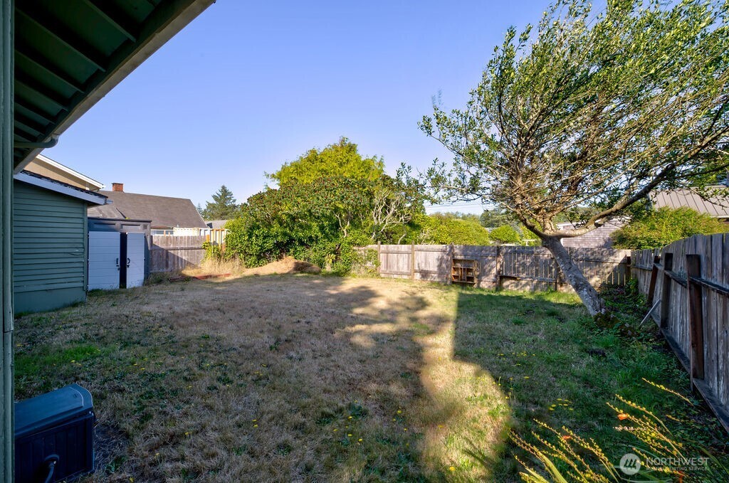 4506 Pacific Way Property Photo 34