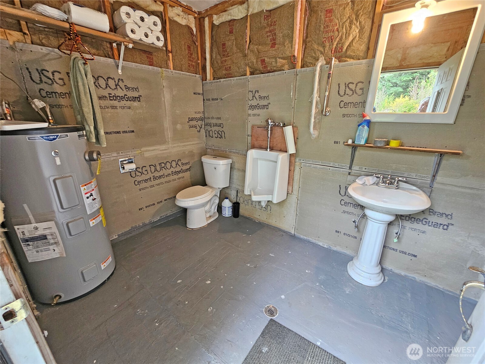 113 Leroy Road Property Photo 15