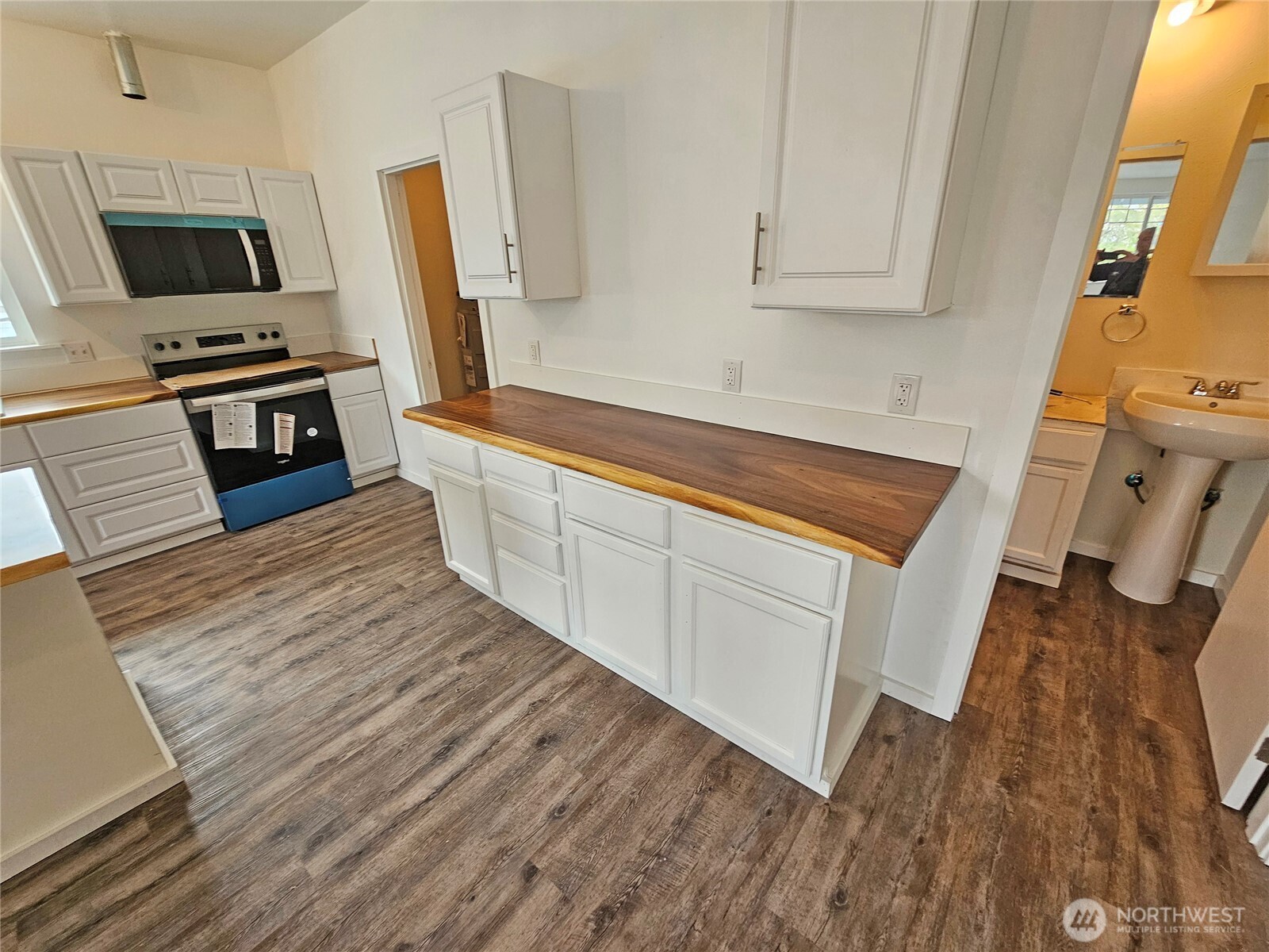113 Leroy Road Property Photo 18