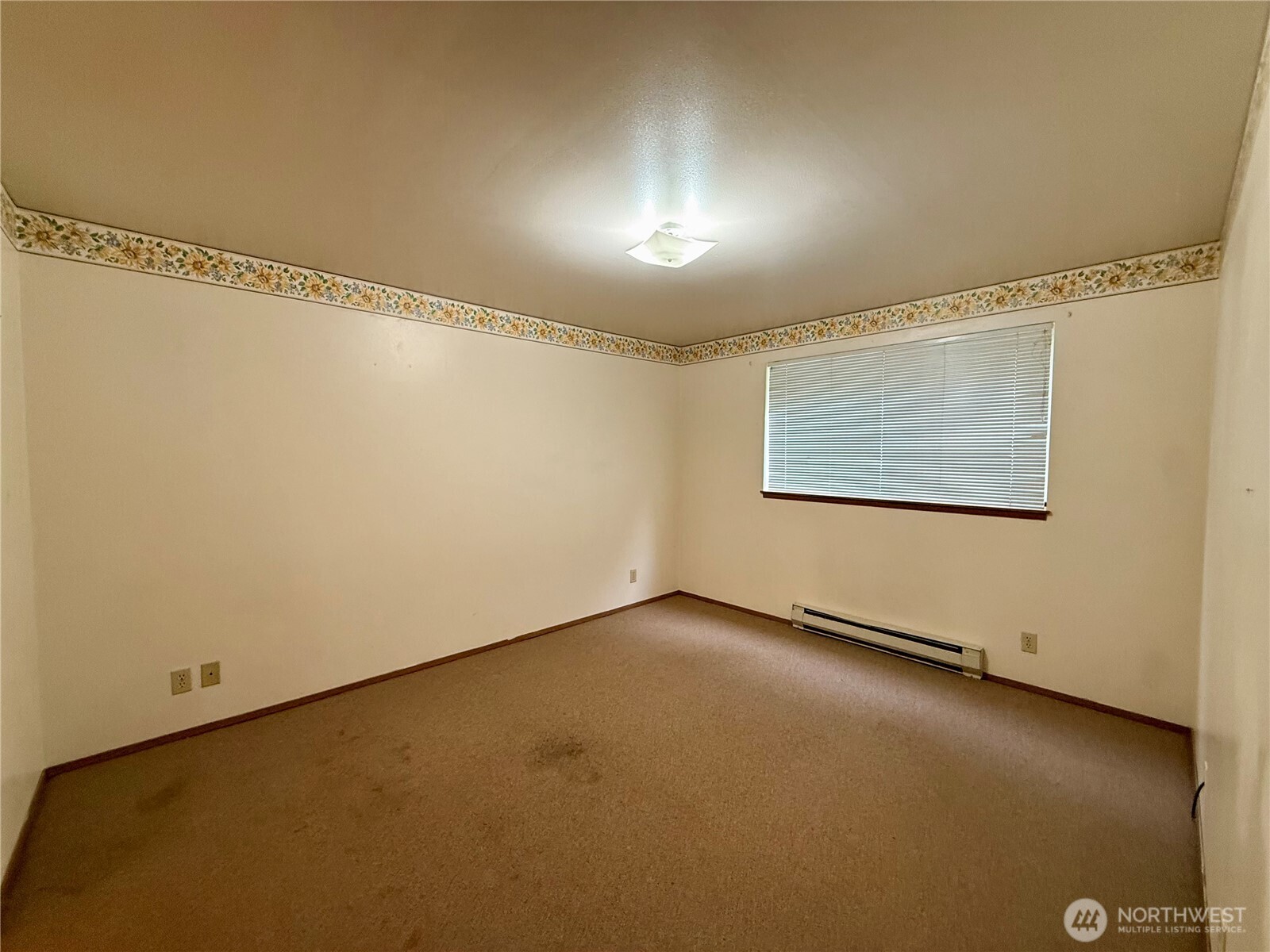 172 Lover's Lane B106 Property Photo 5