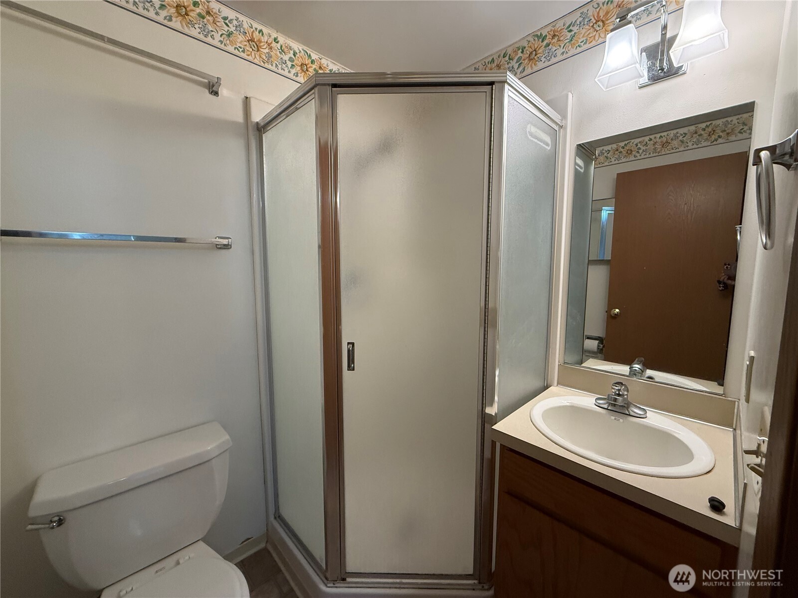 172 Lover's Lane B106 Property Photo 6