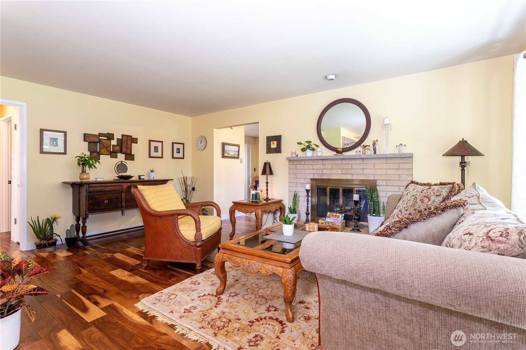 3012 100th Drive Property Photo 4
