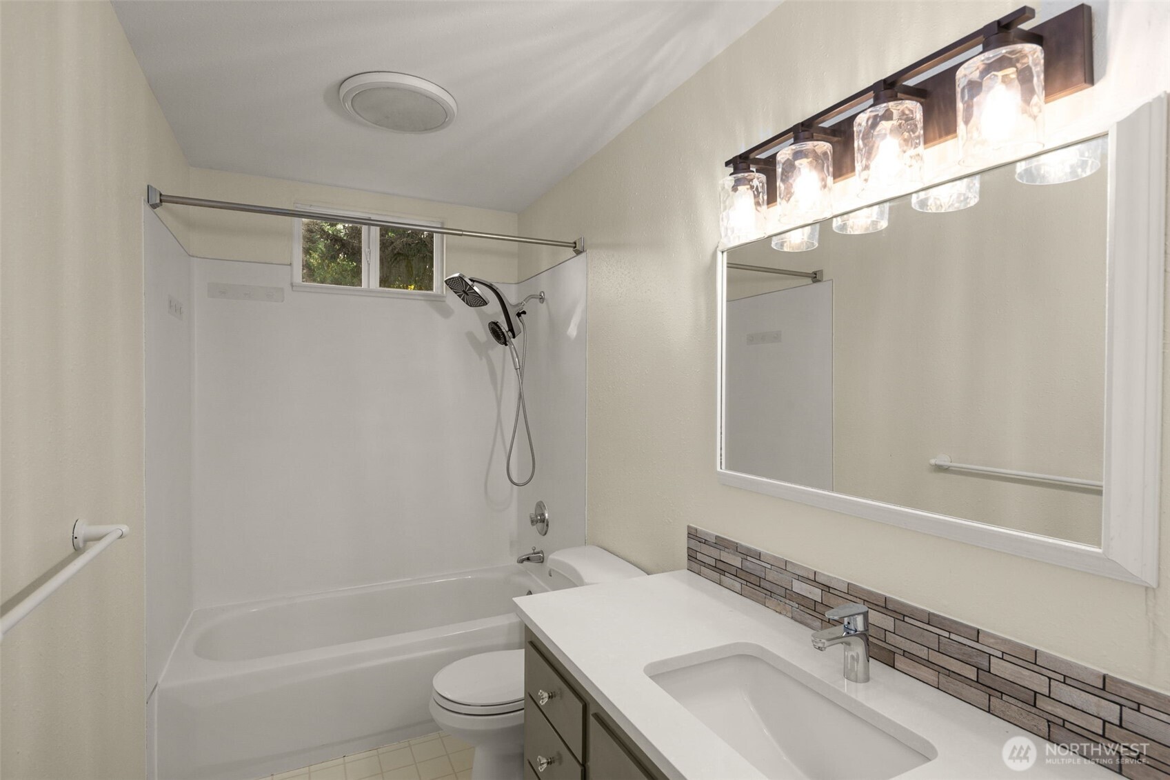 11601 Ne 150th Place Property Photo 27