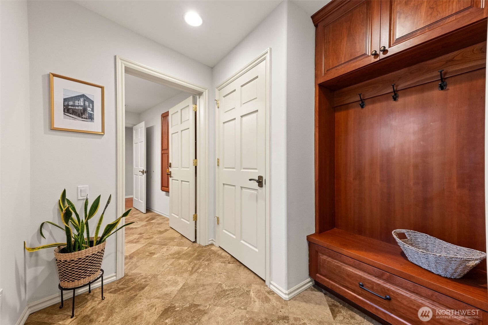 803 Cobblestone Pl Property Photo 17