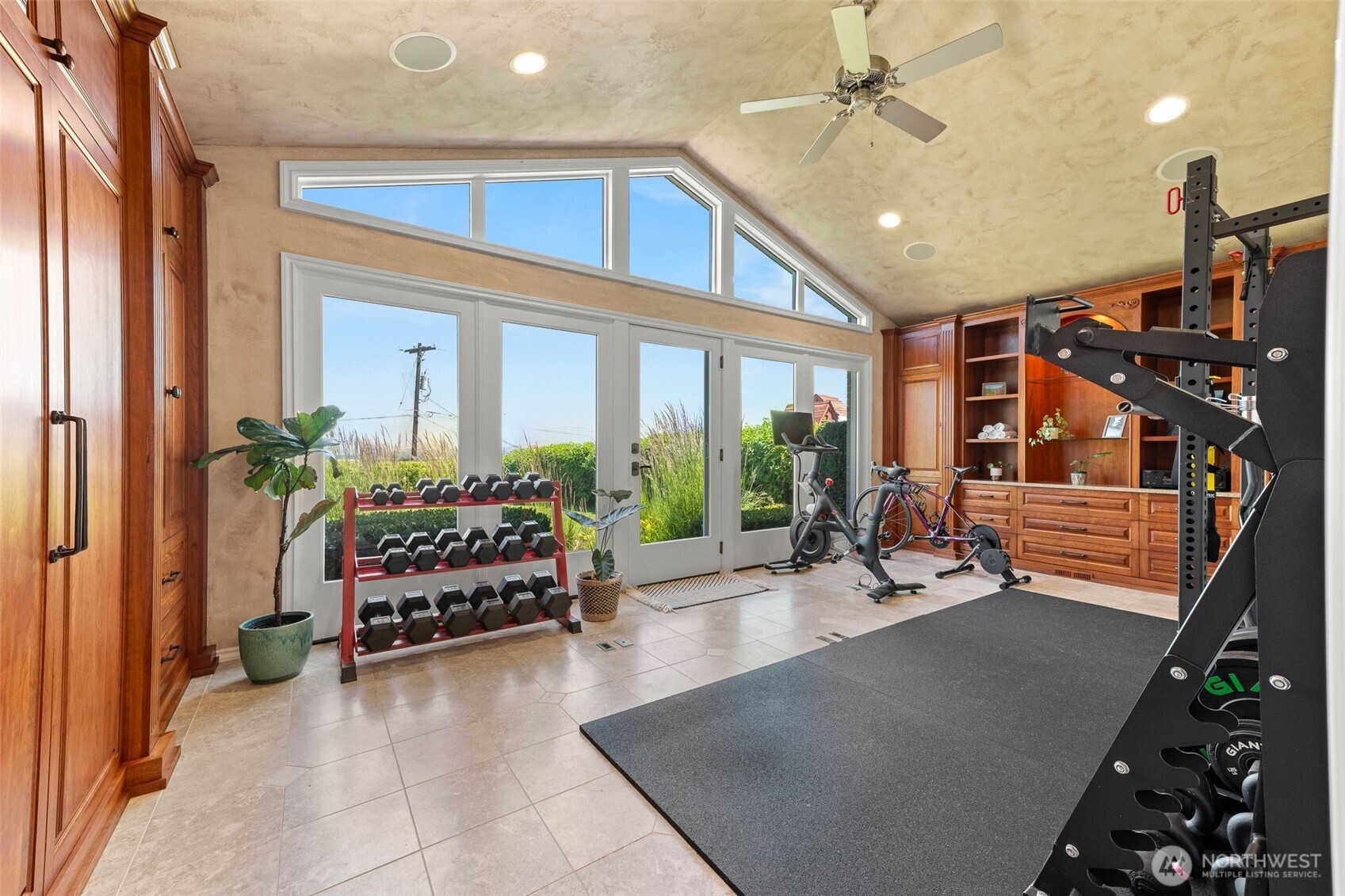 803 Cobblestone Pl Property Photo 36