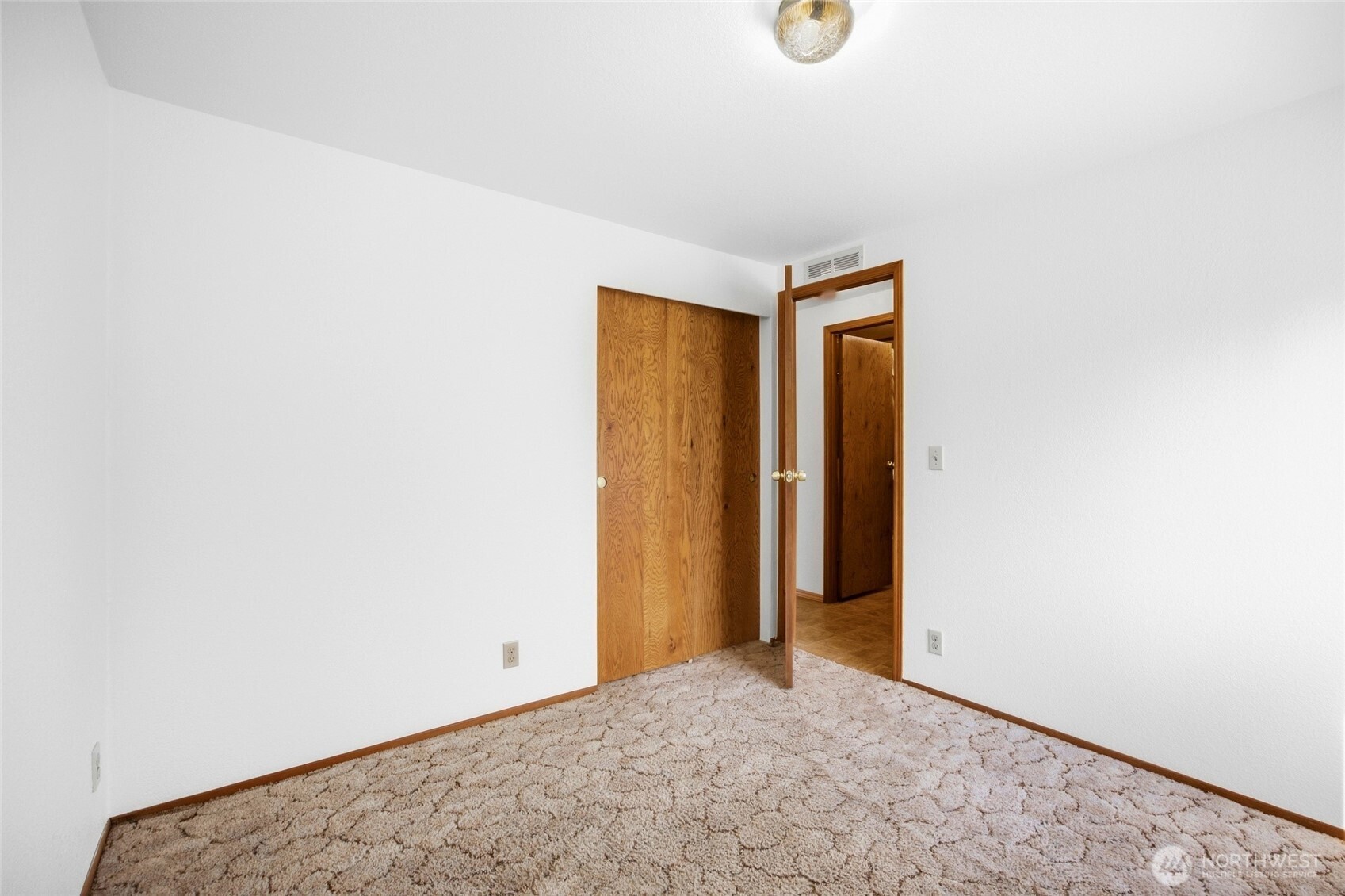 9664 Ne Maple Drive Property Photo 19