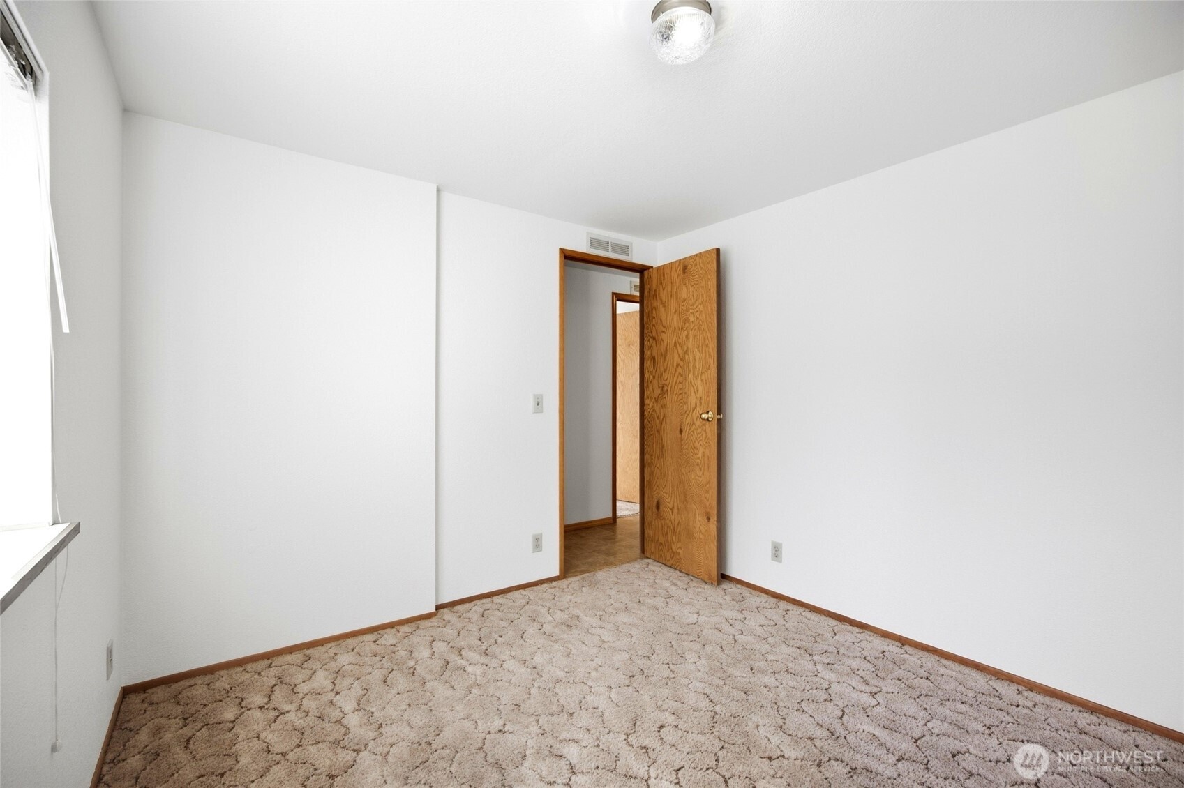 9664 Ne Maple Drive Property Photo 21