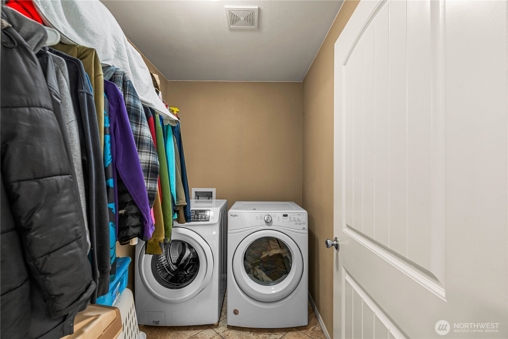 1412 Denny Place Property Photo 20