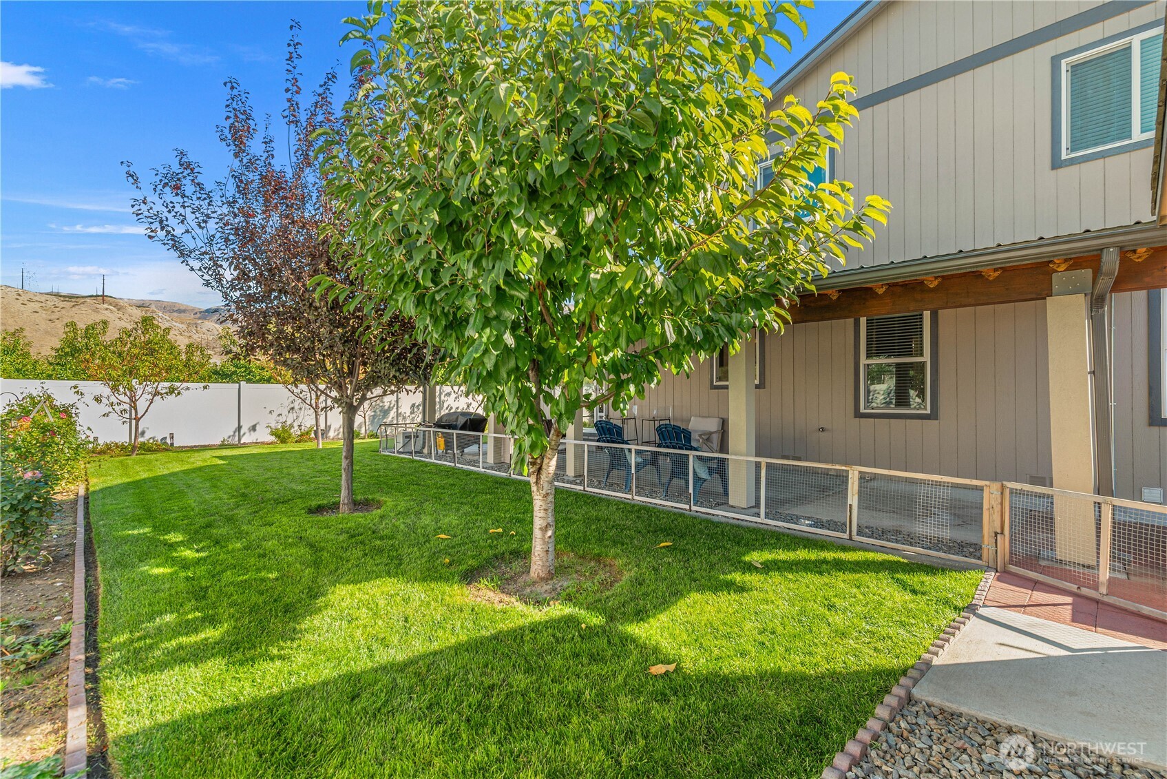 1412 Denny Place Property Photo 30