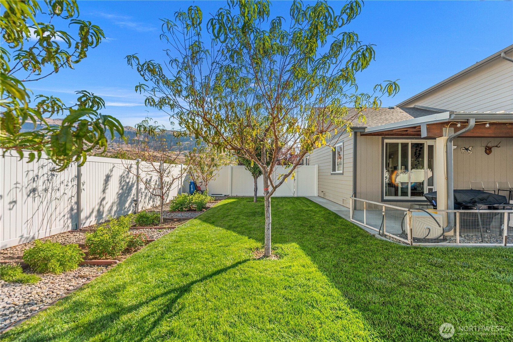 1412 Denny Place Property Photo 35