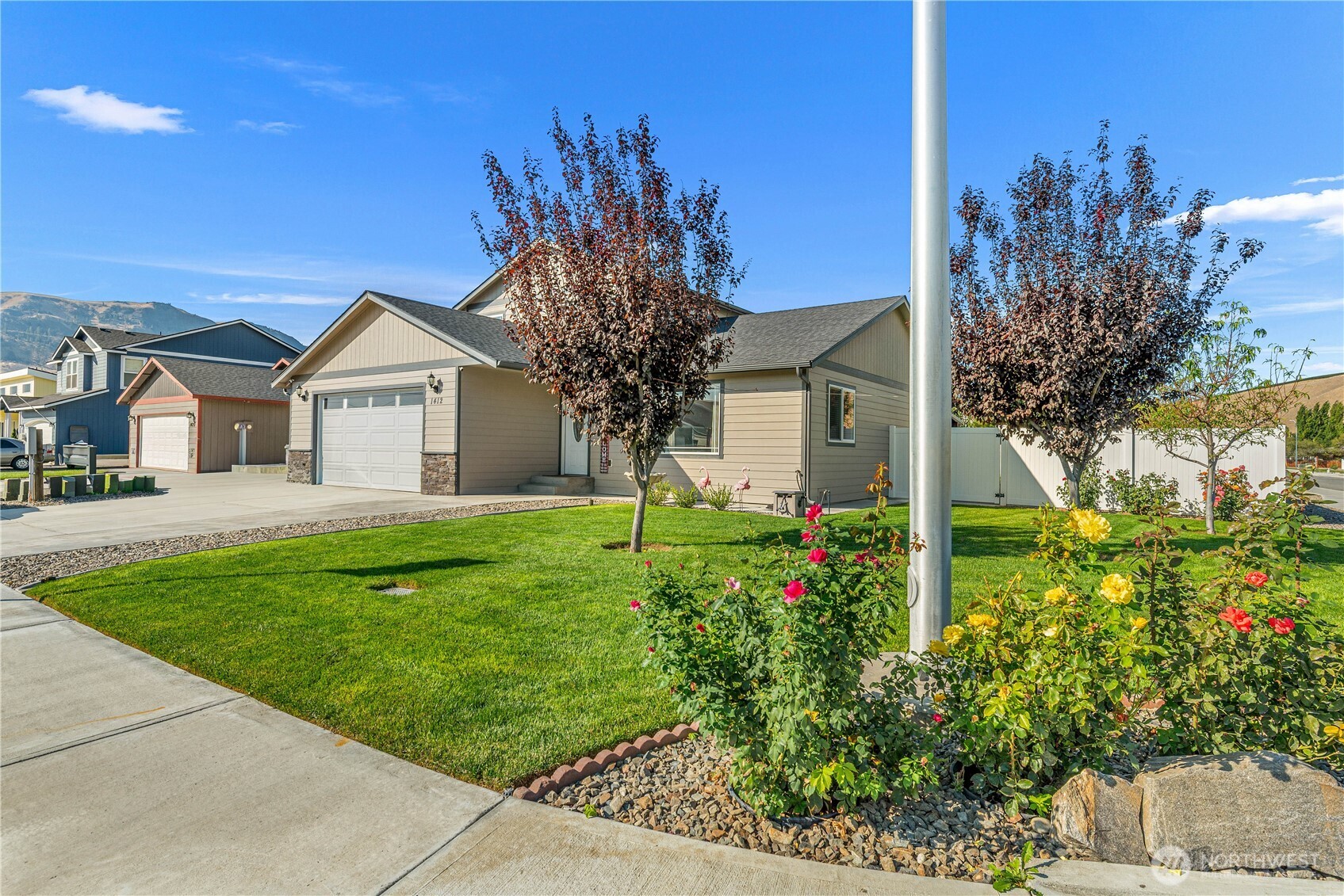 1412 Denny Place Property Photo 36