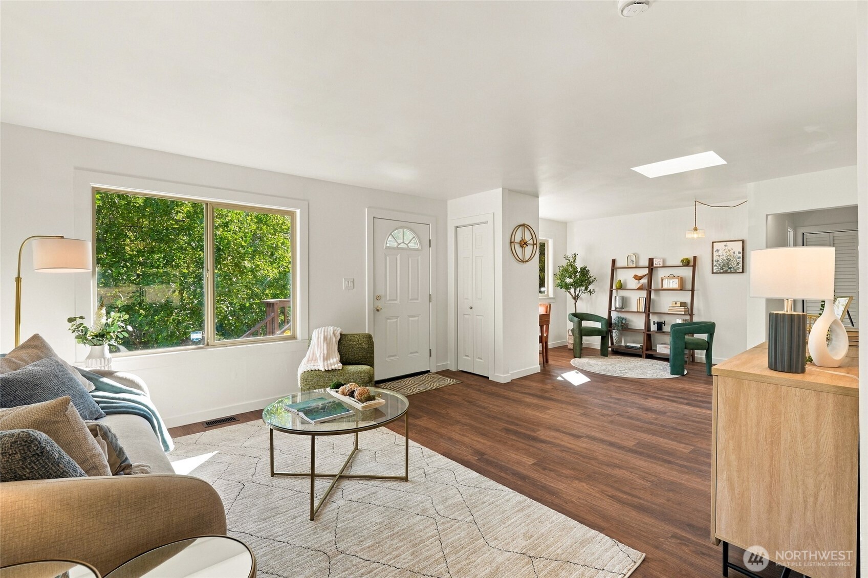 10233 8th Avenue Property Photo 7