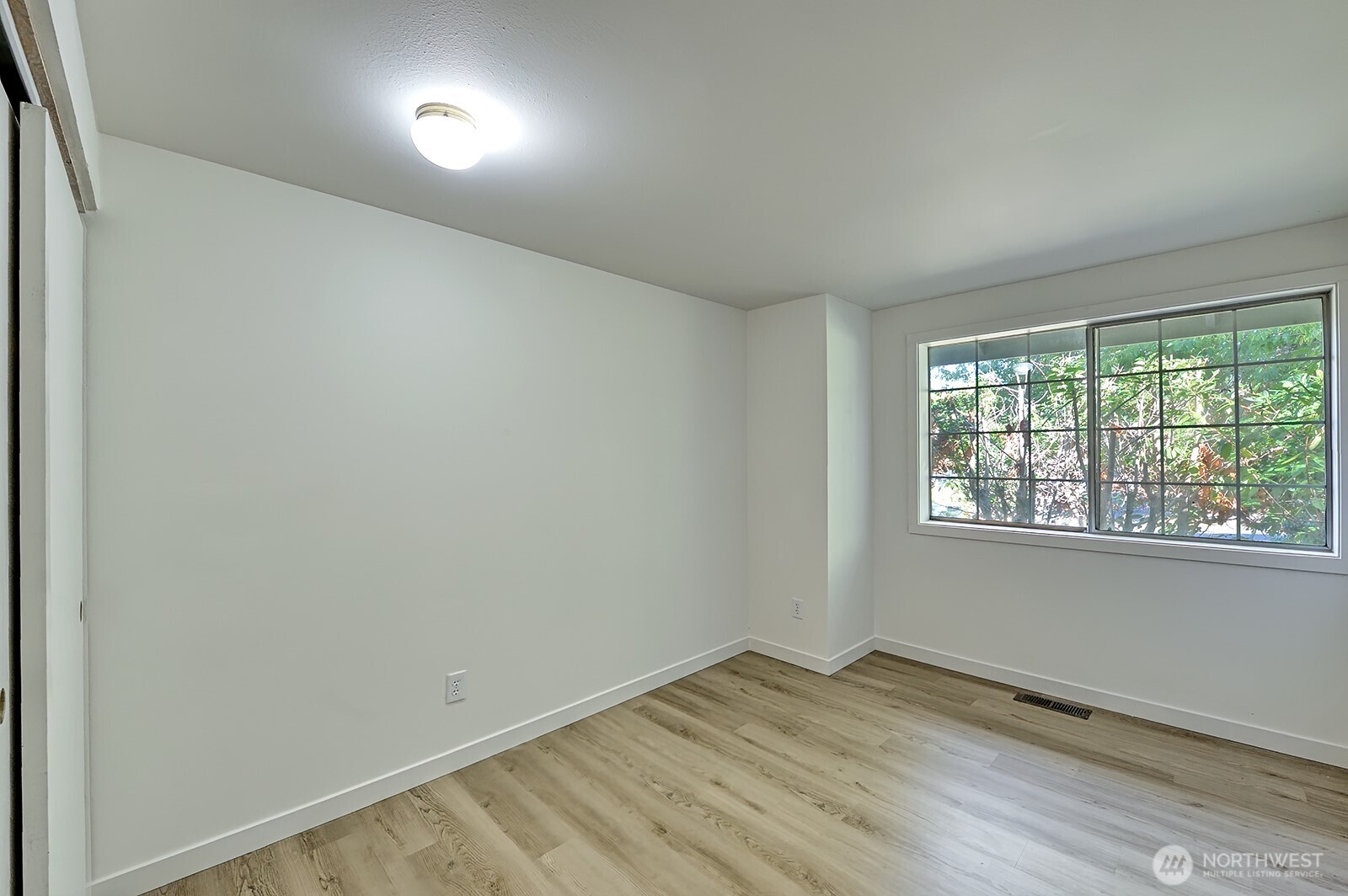 3821 Del Bonita Way Property Photo 16
