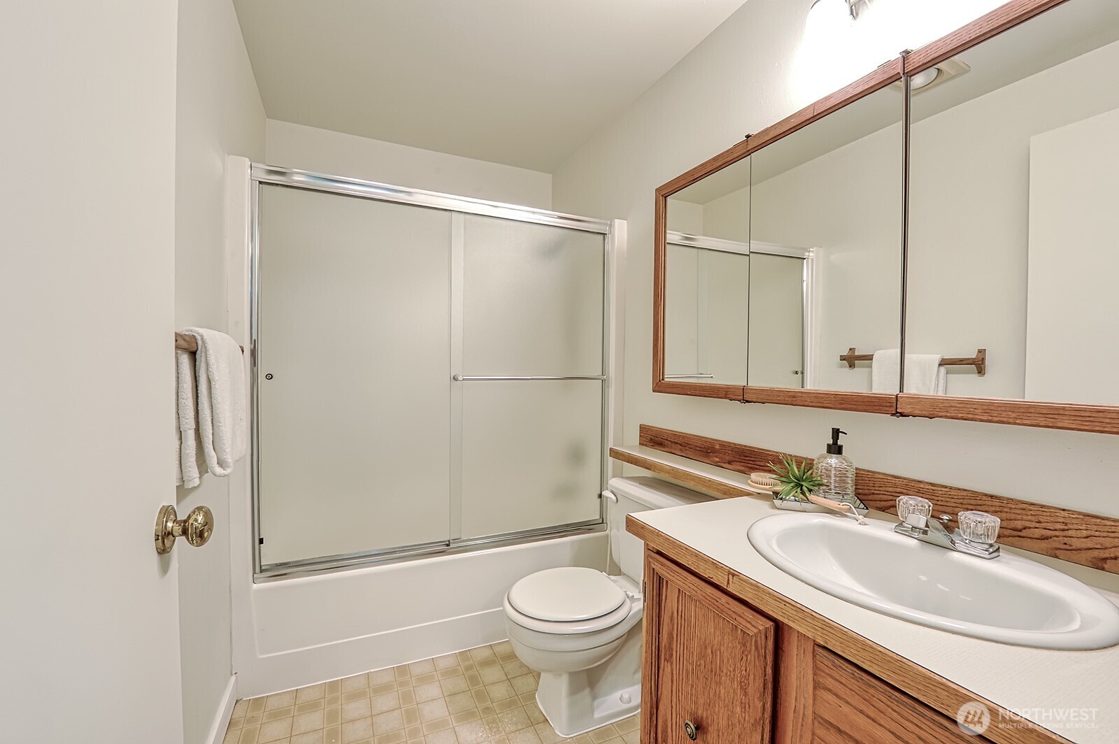 3821 Del Bonita Way Property Photo 18