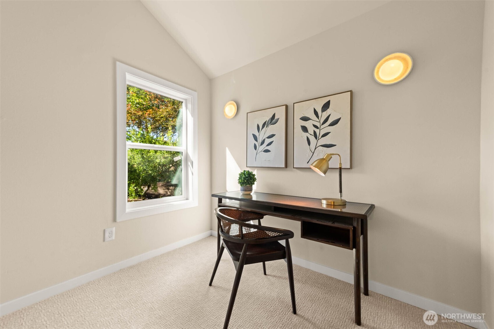 26480 Woodmont Drive Property Photo 17