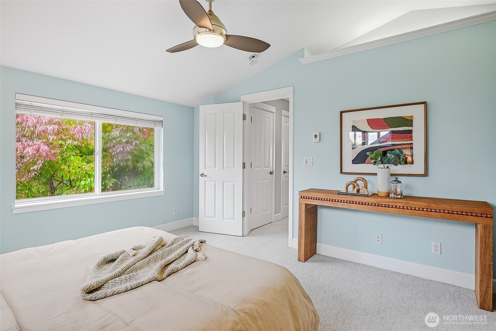 6710 Alonzo Avenue Property Photo 21
