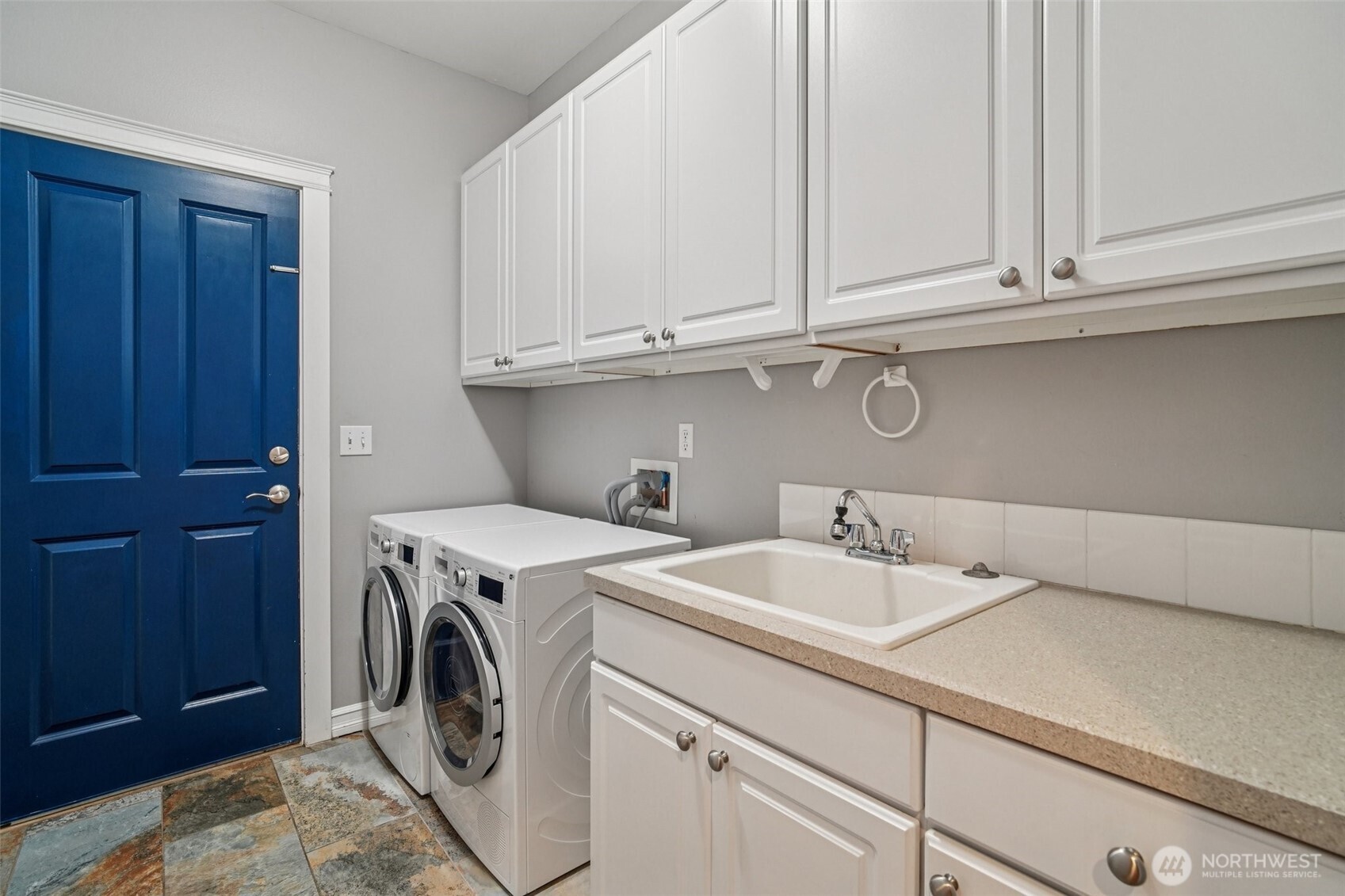 2617 Fir Crest Boulevard Property Photo 21