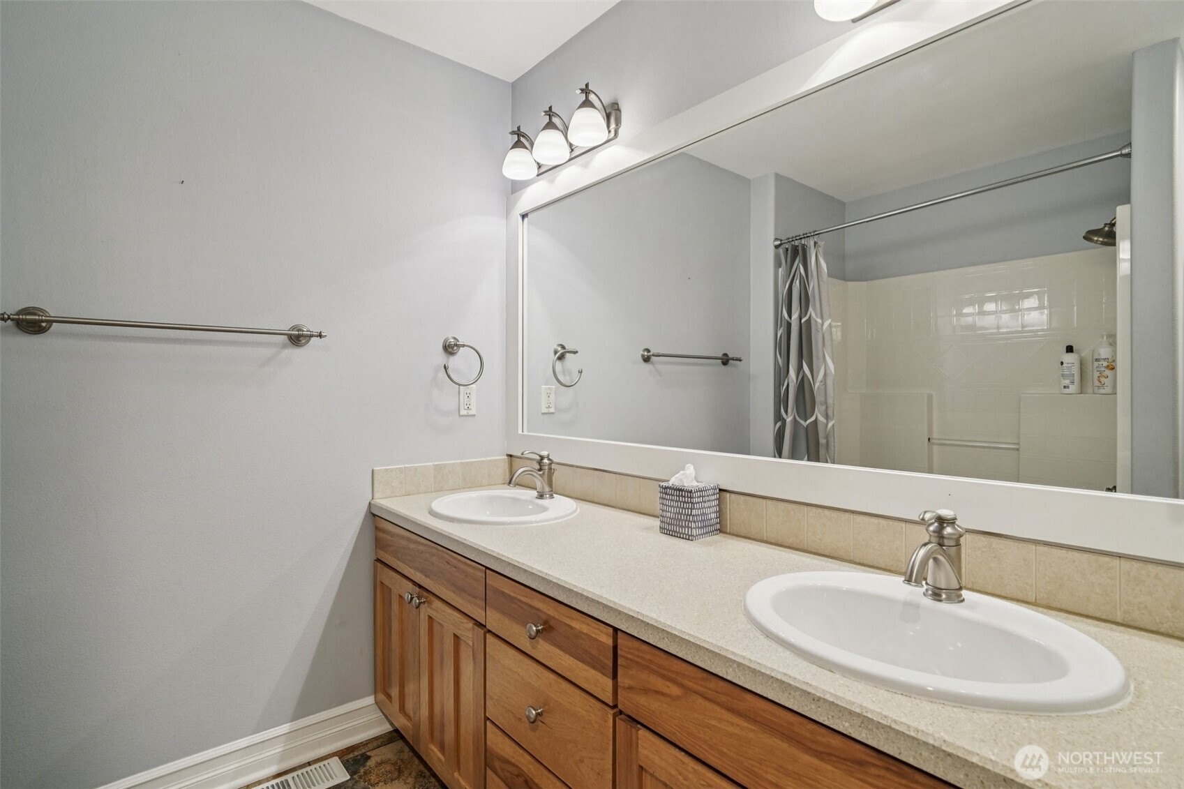 2617 Fir Crest Boulevard Property Photo 24
