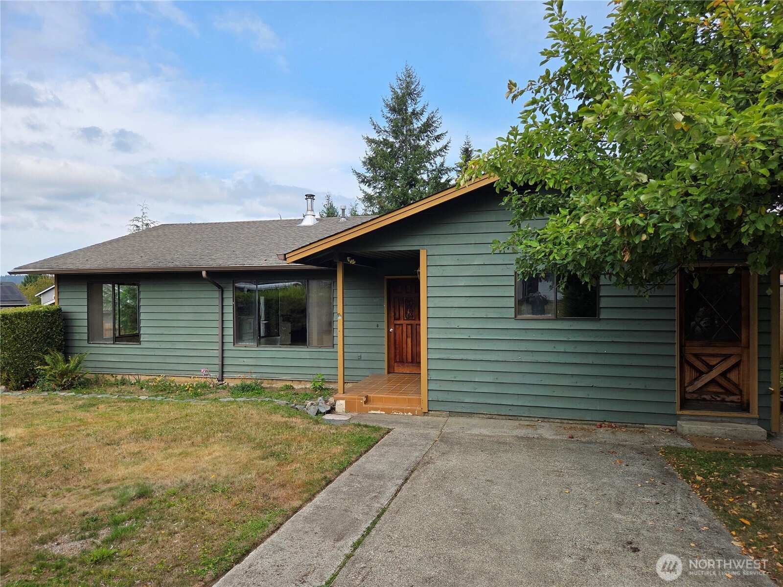 26920 Ne Stewart Street Property Photo 1