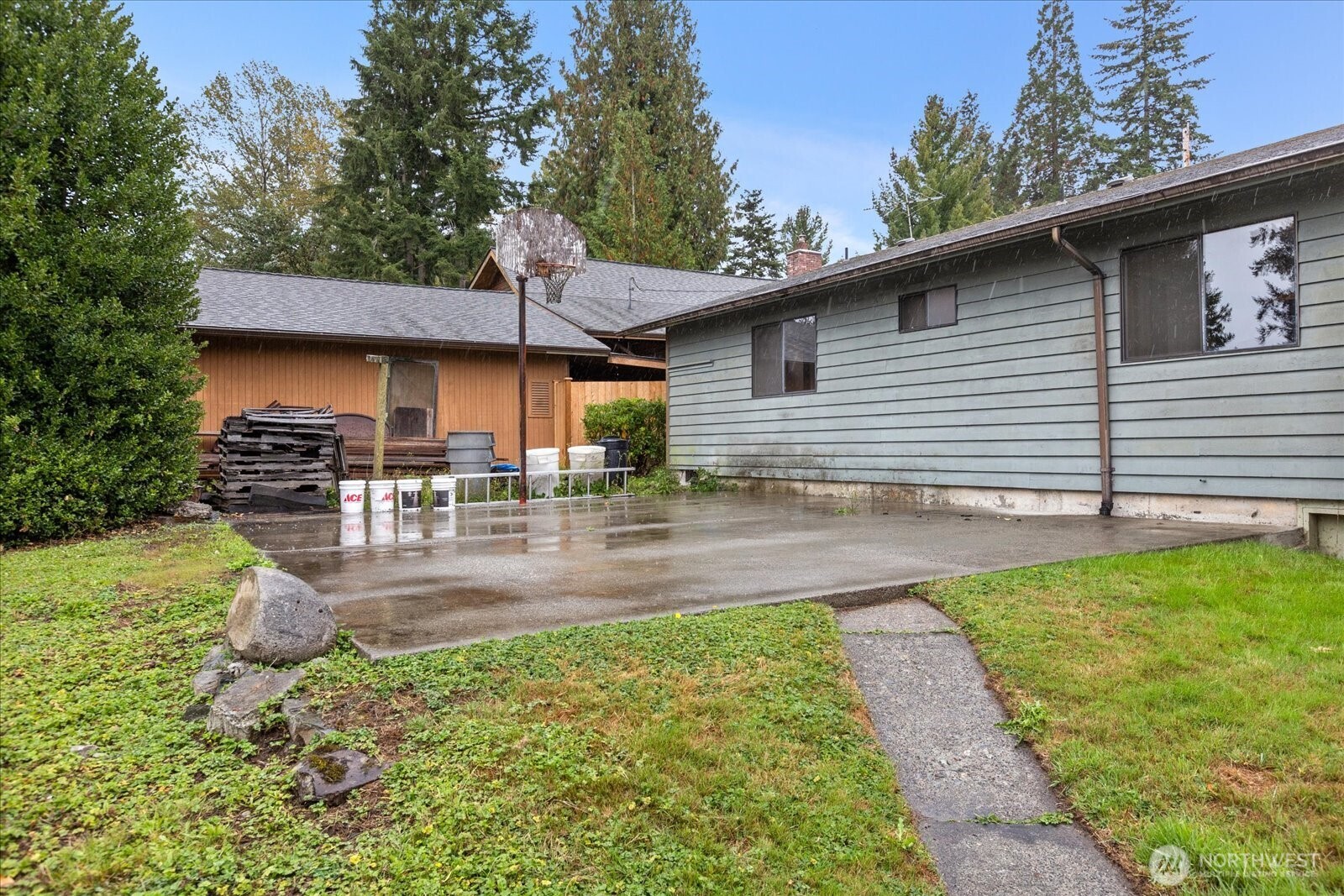 26920 Ne Stewart Street Property Photo 26