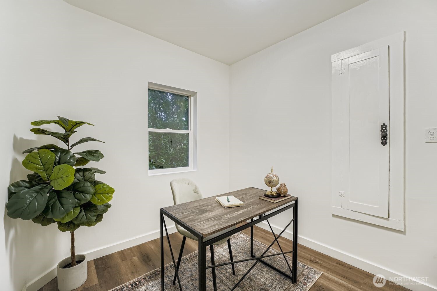 102 N Street Property Photo 14