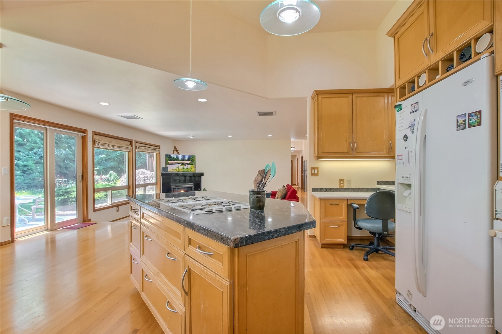 116 143rd Street Property Photo 14