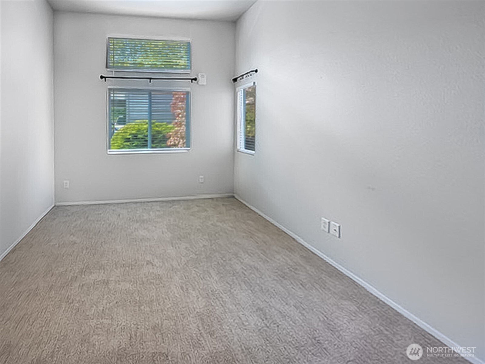 7525 Old Redmond Road 403 Property Photo 31