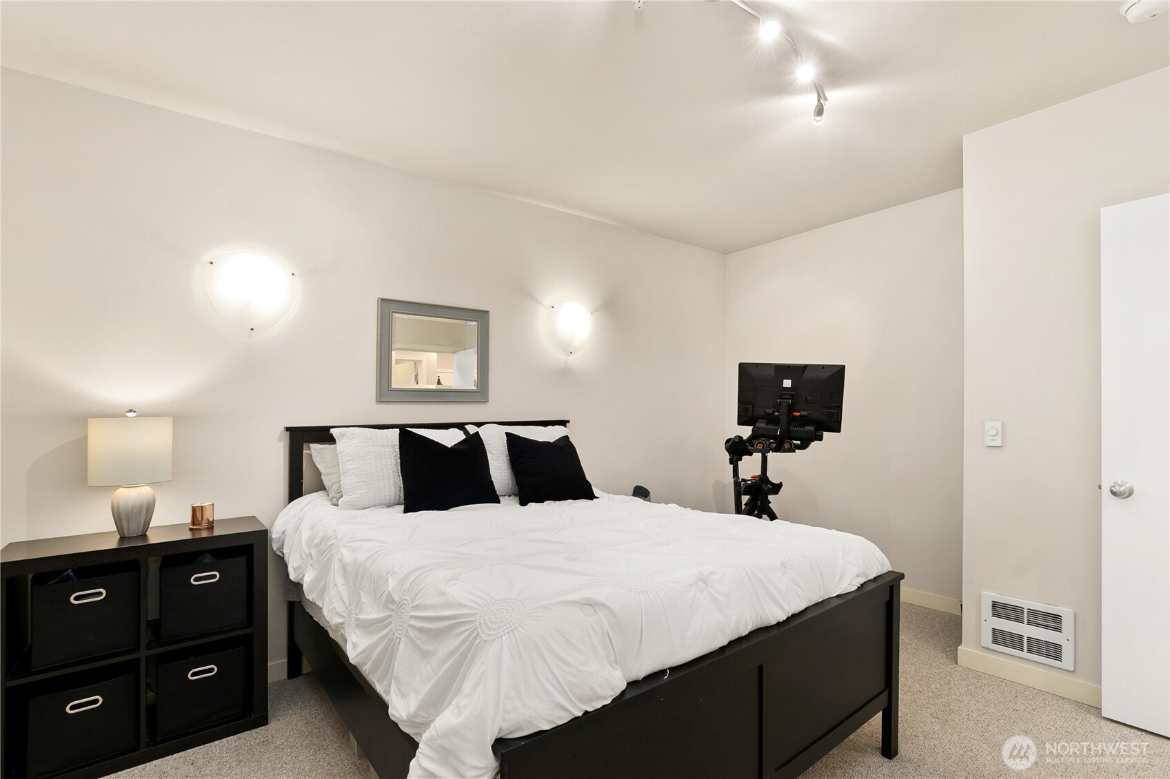 1 Broadway 316 Property Photo 23