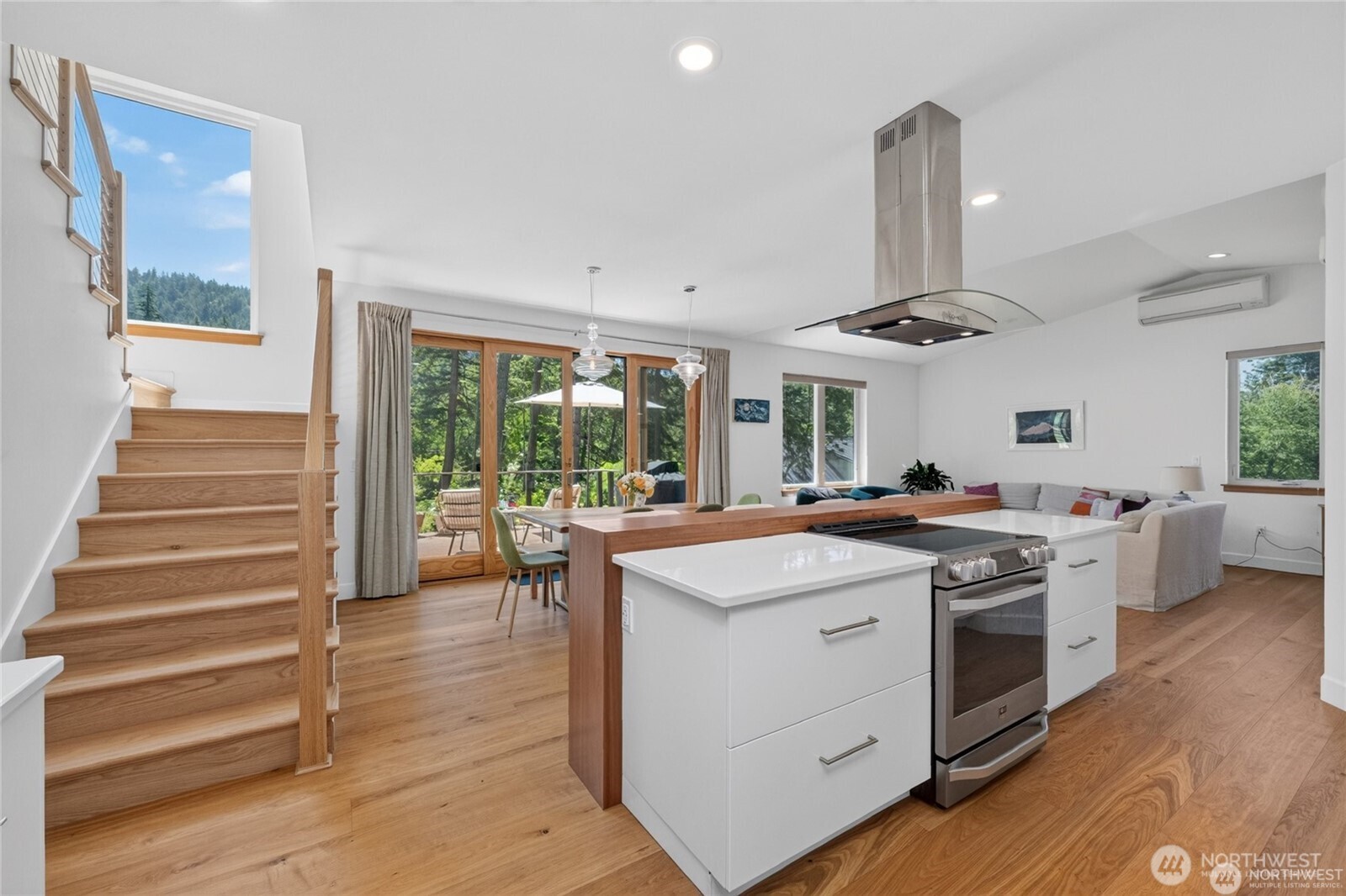 760 Chuckanut Drive Property Photo 8