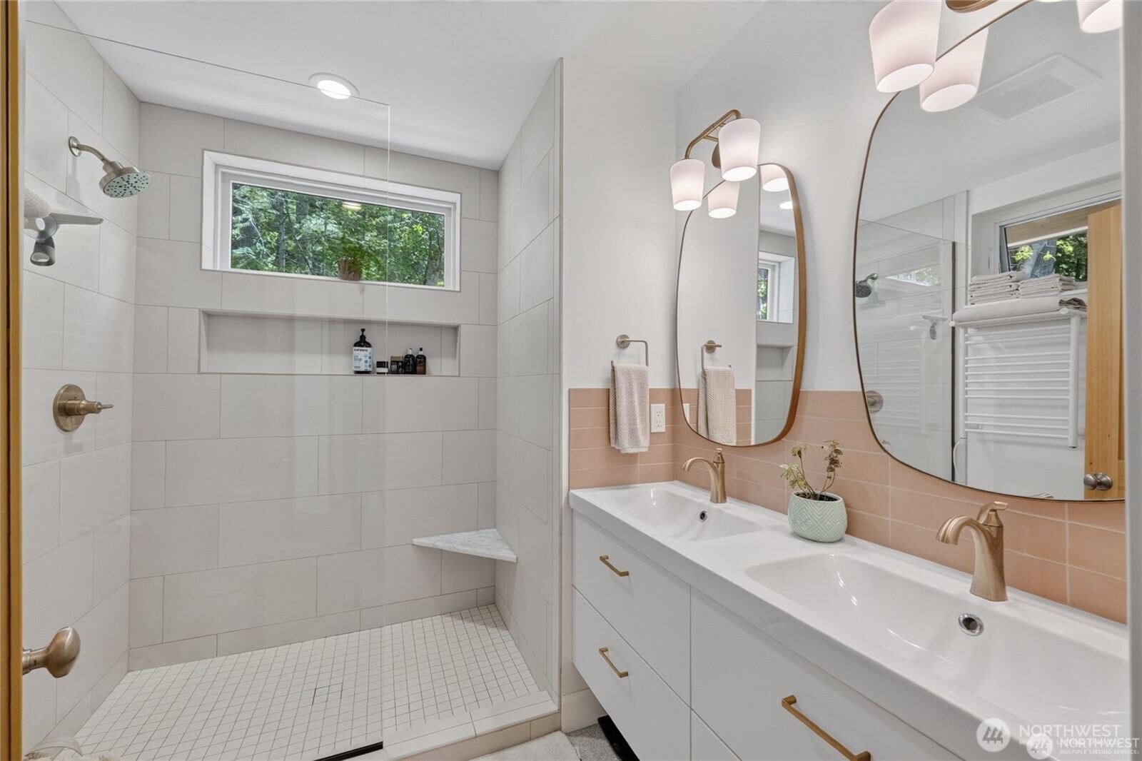 760 Chuckanut Drive Property Photo 17