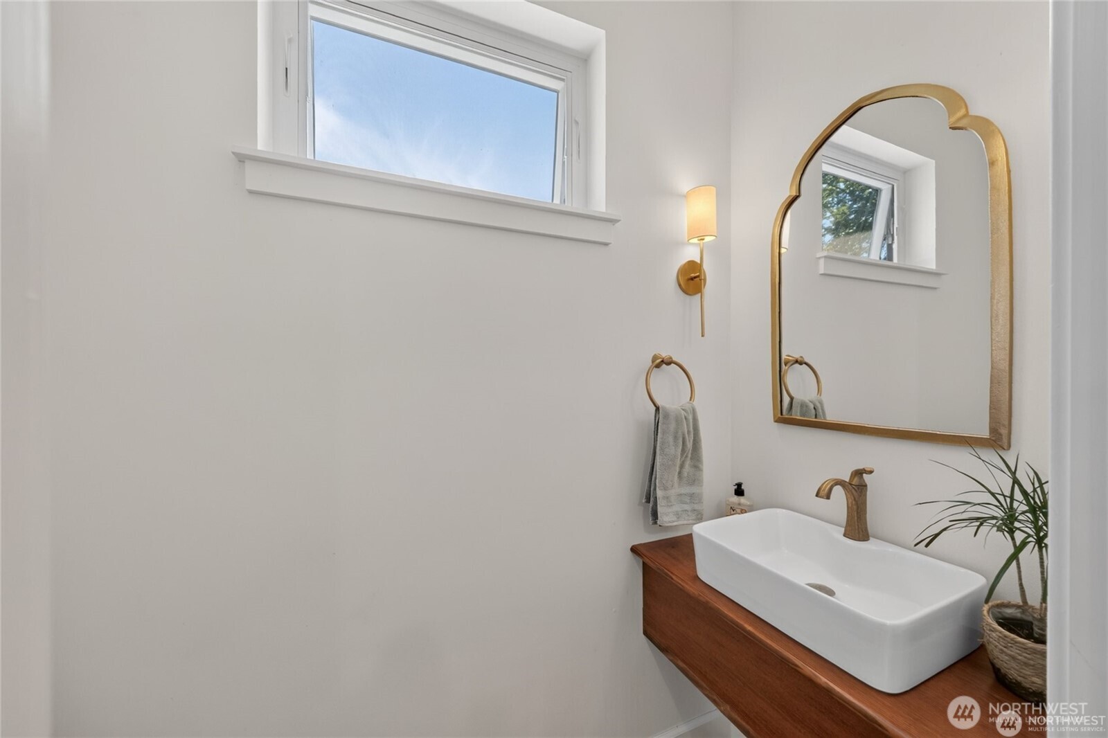 760 Chuckanut Drive Property Photo 27