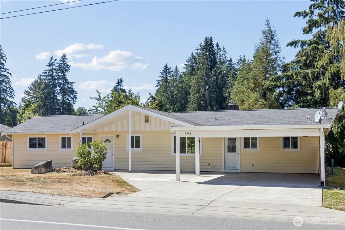 1542 Roland Avenue Property Photo 1