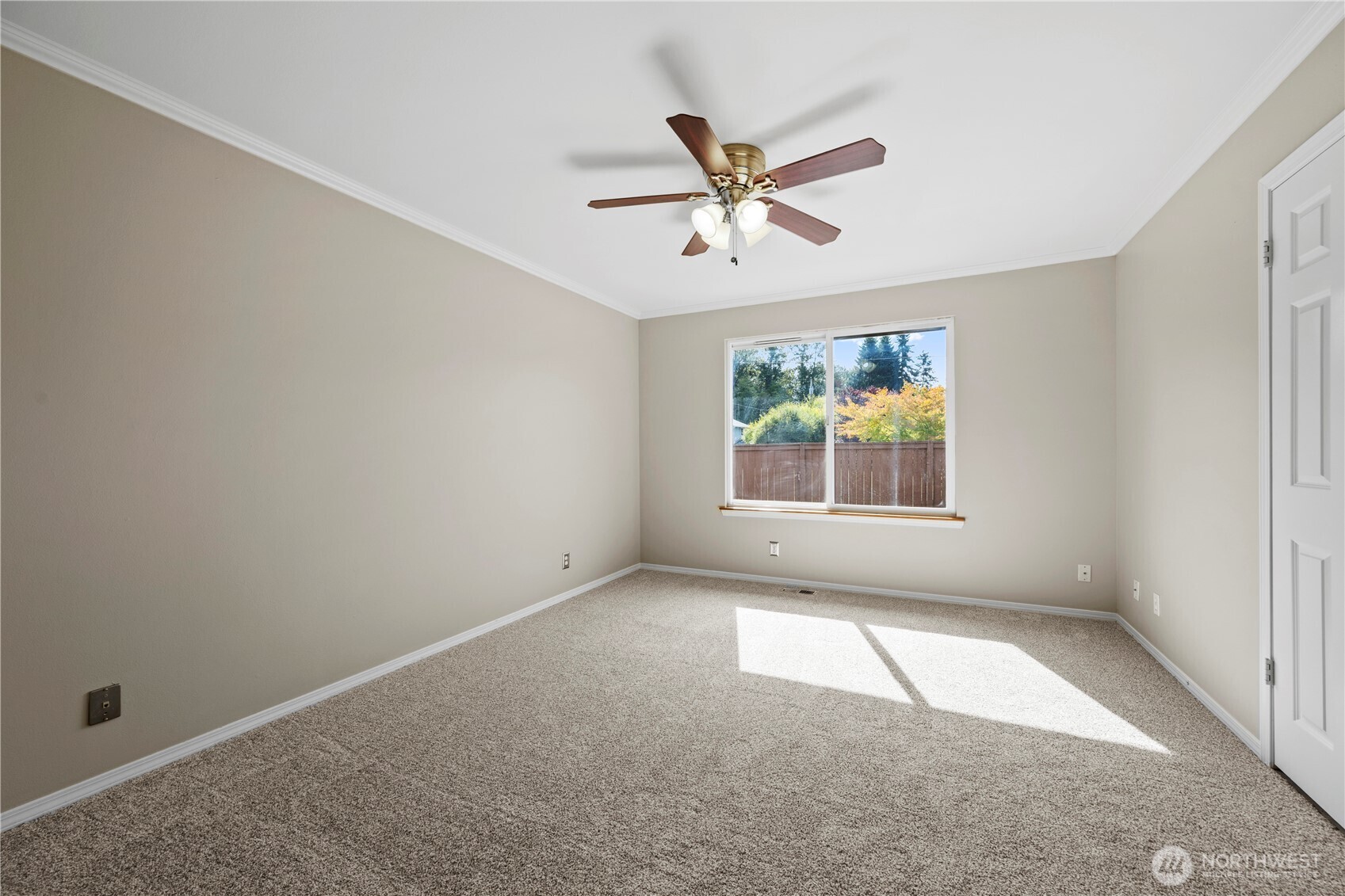8210 63rd Drive Property Photo 9