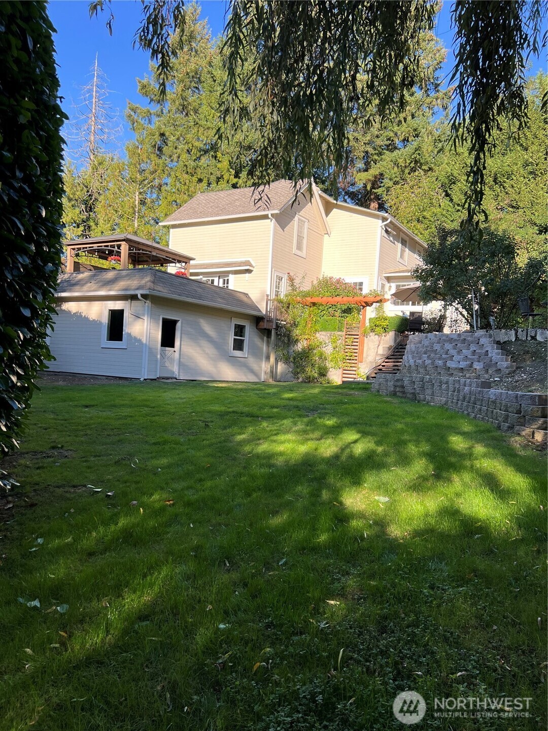 17514 W Riverside Drive Property Photo 30
