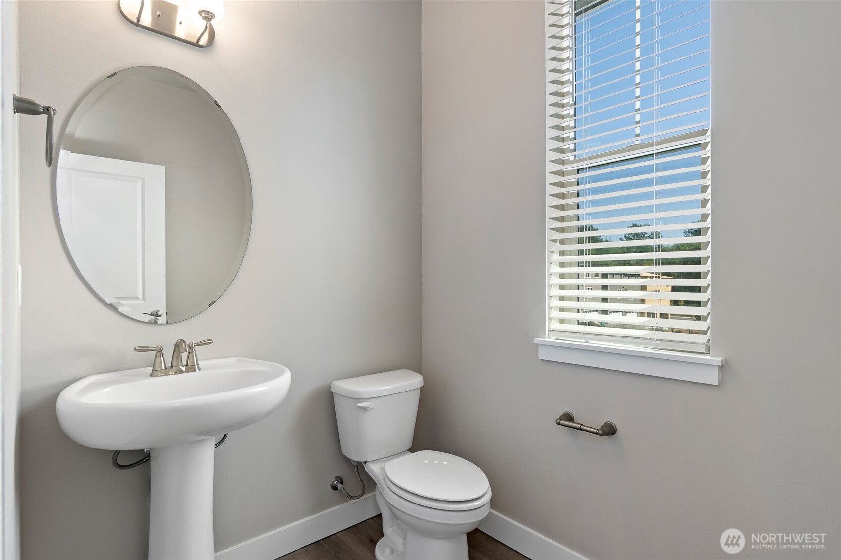 15136 87th Place Property Photo 27