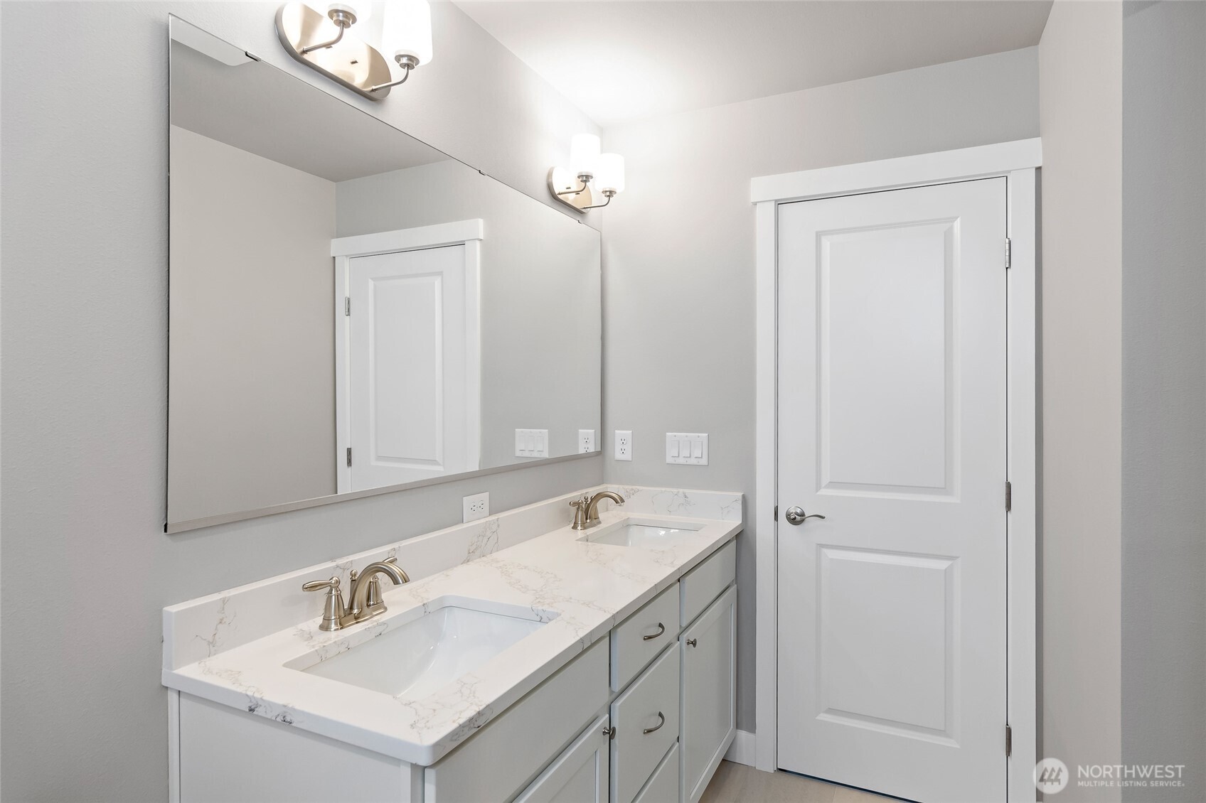 15136 87th Place Property Photo 34