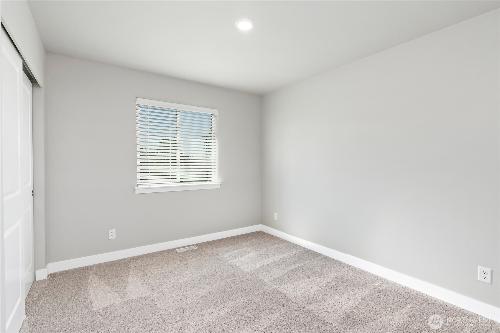 15136 87th Place Property Photo 37