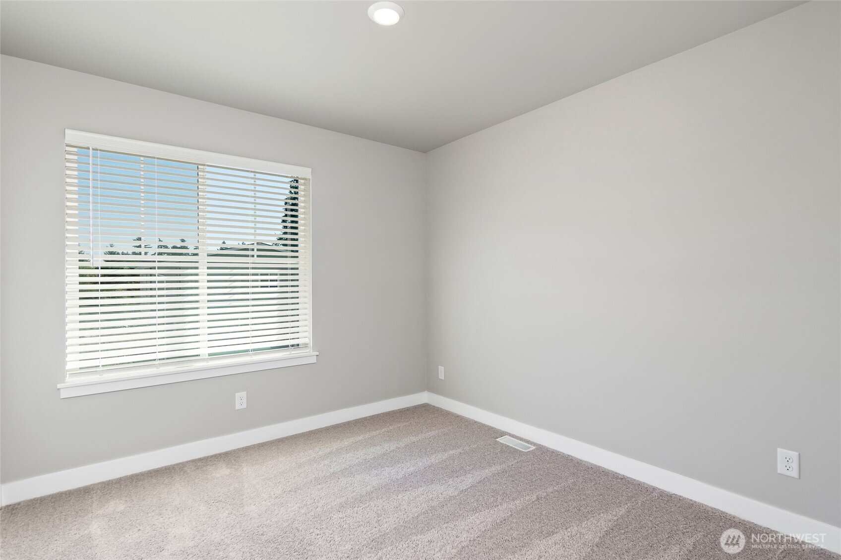 15136 87th Place Property Photo 39