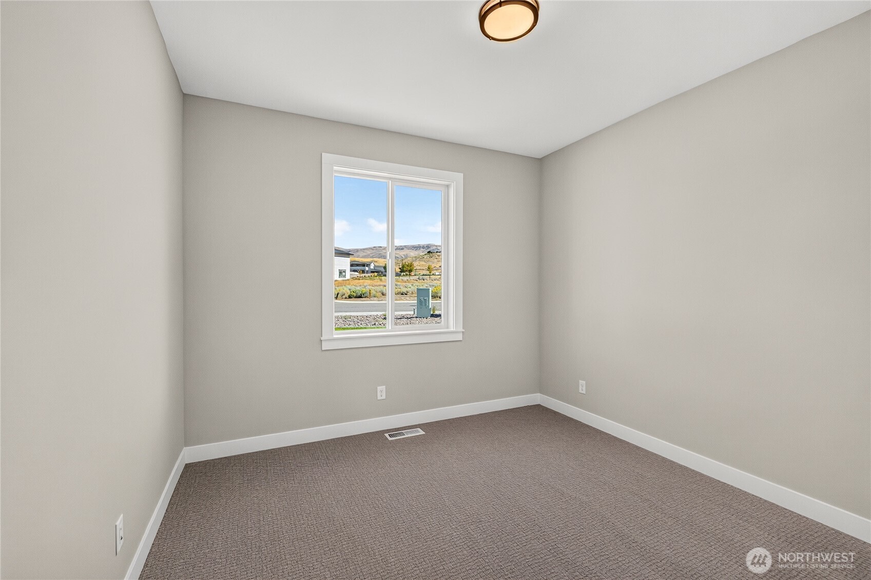 2517 Plateau Drive Property Photo 12