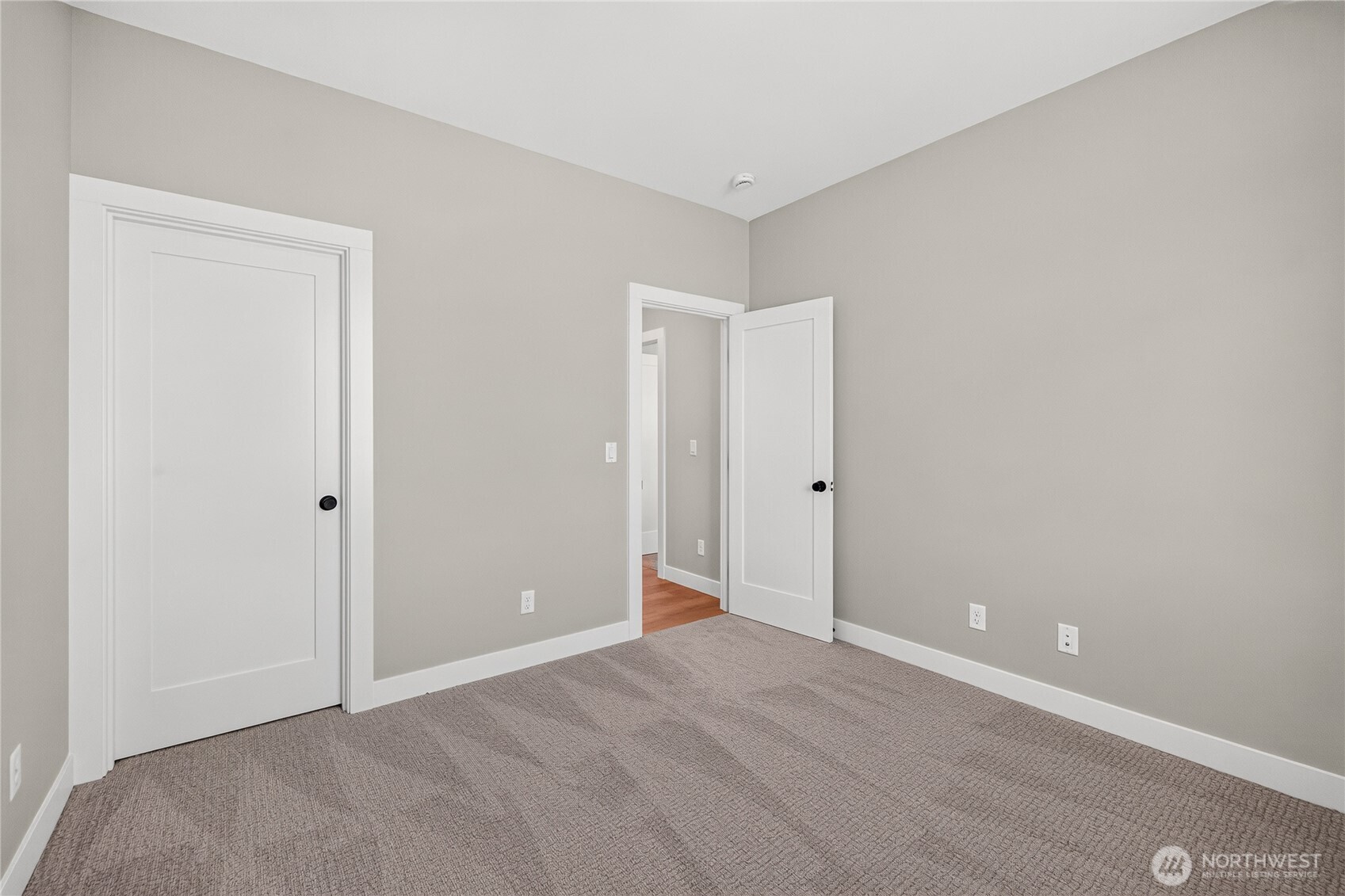 2517 Plateau Drive Property Photo 13