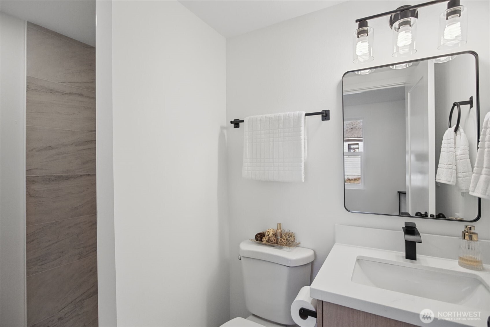 7425 Mcdougall Avenue Property Photo 6