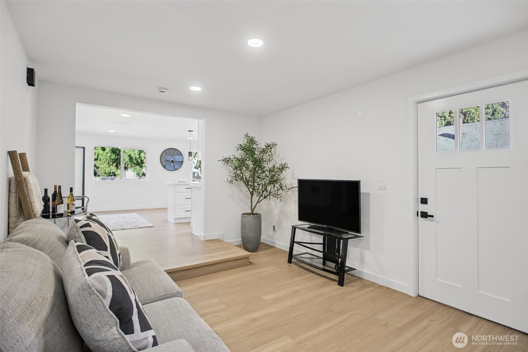 7425 Mcdougall Avenue Property Photo 13