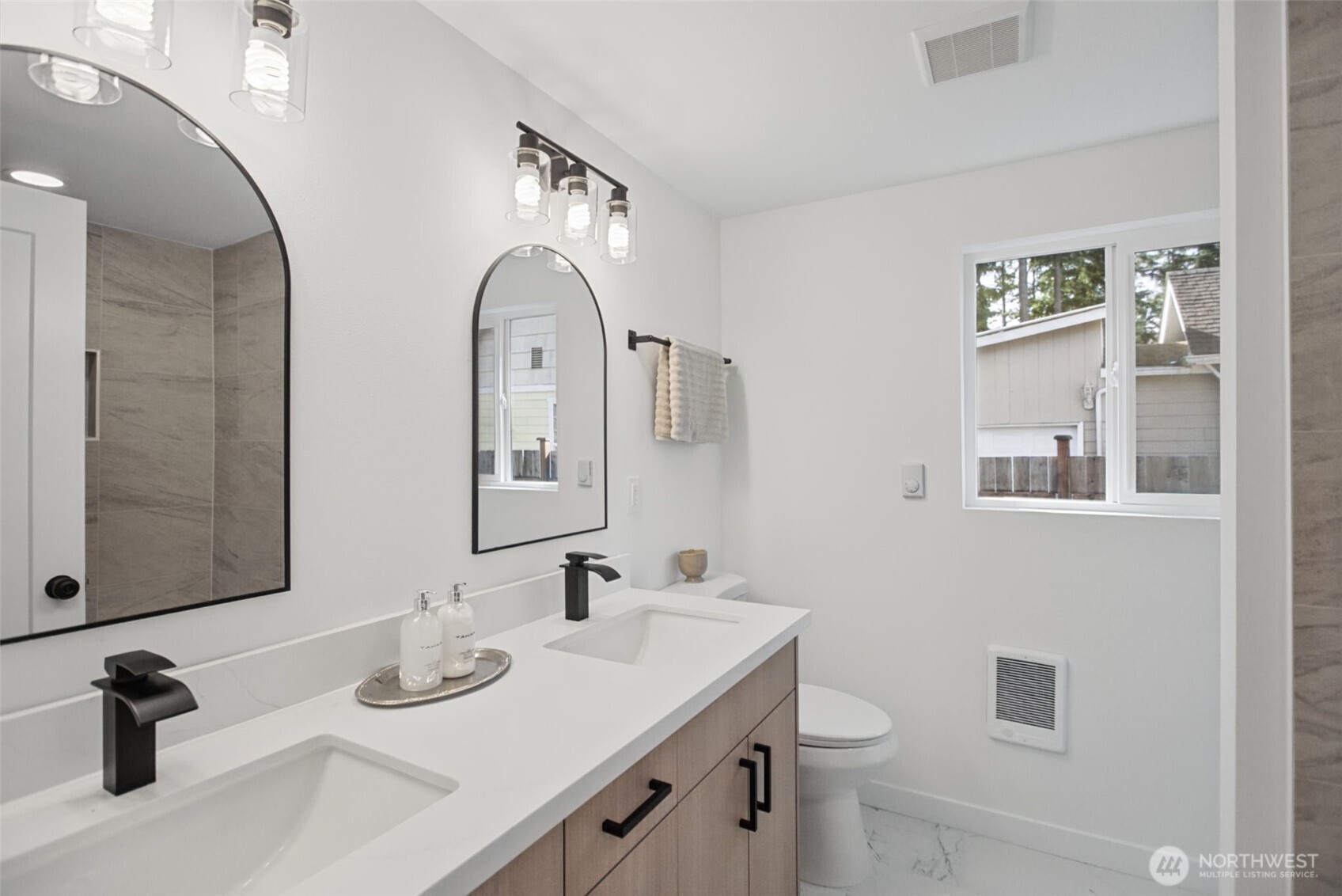 7425 Mcdougall Avenue Property Photo 17