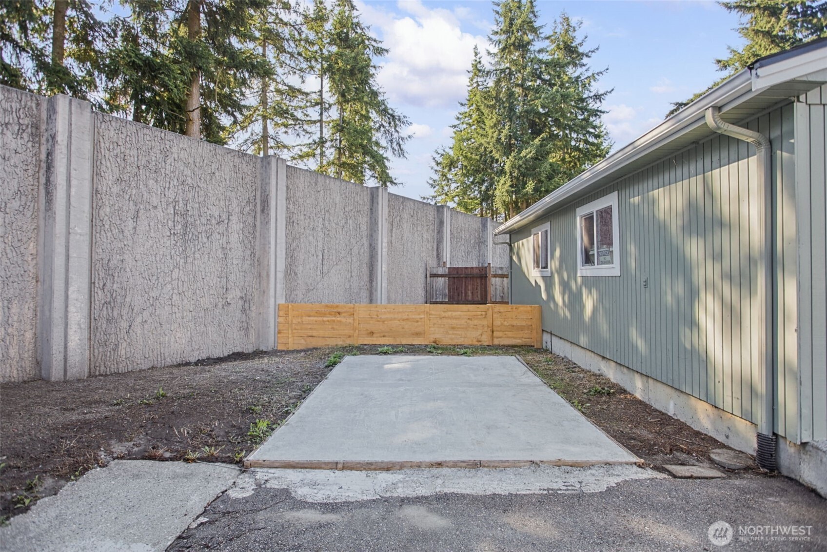 7425 Mcdougall Avenue Property Photo 24